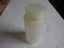 Nalgene Narrow-mouth Boston Round 250 mL (8oz) Bottle w/ Screw Top Cap