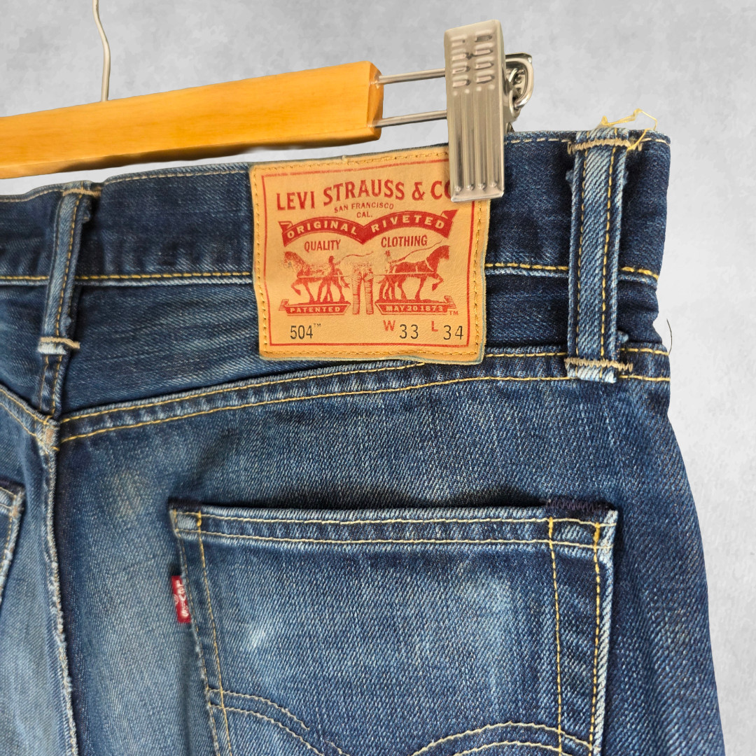 Levi’s 504 Straight Jeans Men’s W32 L33 Blue Denim (W33 L34 Tag) image 3