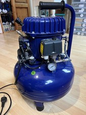 Kolben-Airbrushkompressor Harder & Steenbeck + Vega 2000 Airbrushpistole