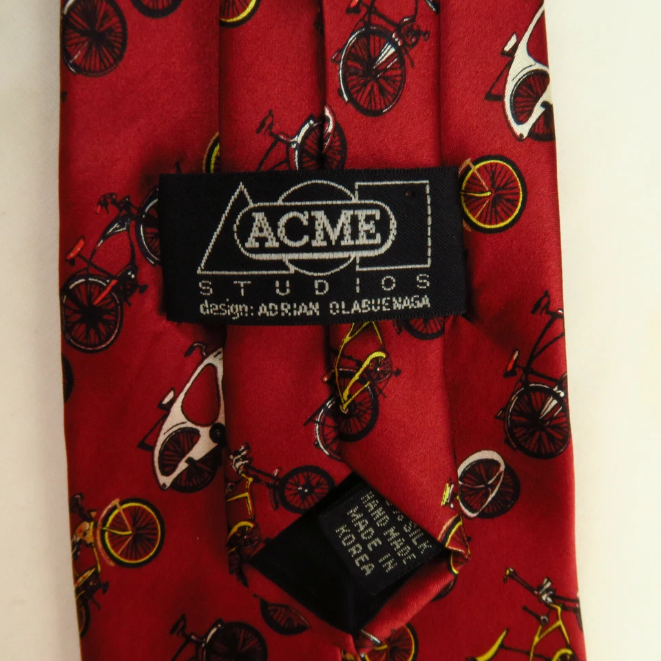 Gravata ACME Studios "Bicicletas" por Adrian Olabuenaga vermelha 58"x4" ciclismo retrô  - Imagem 3 de 4
