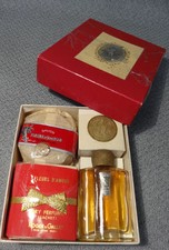 Antiguo Jabón Perfume Roger & Gallet Fleurs D'Amour y Jabón y Bolsita en CAJA