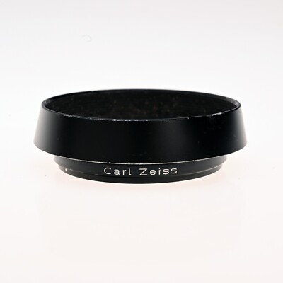 Carl Zeiss C Sonnar 50mm f1.5 ZM T* Metal Lens Hood