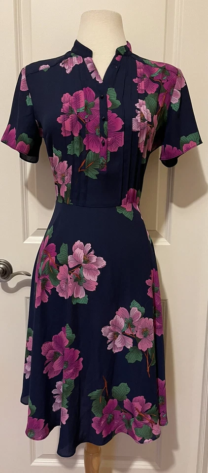 Vestido Nanette Lenore Azul Marino/Rosa Floral Línea A - Talla -8 - Hermoso y Elegante Foto 2 de 4