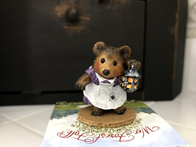 Wee Forest Folk BB-06a  JUST A PEEK , Halloween  Bear   SPECIAL 1/100 ~ MINT