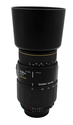 Objektiv Zoom Sigma AF APO Macro 70-300mm 4-5.6 70-300 mm Nikon 