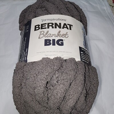 BERNAT BIG BLANKET YARN, 32 YARDS PALE GRAY 100% POLYESTER