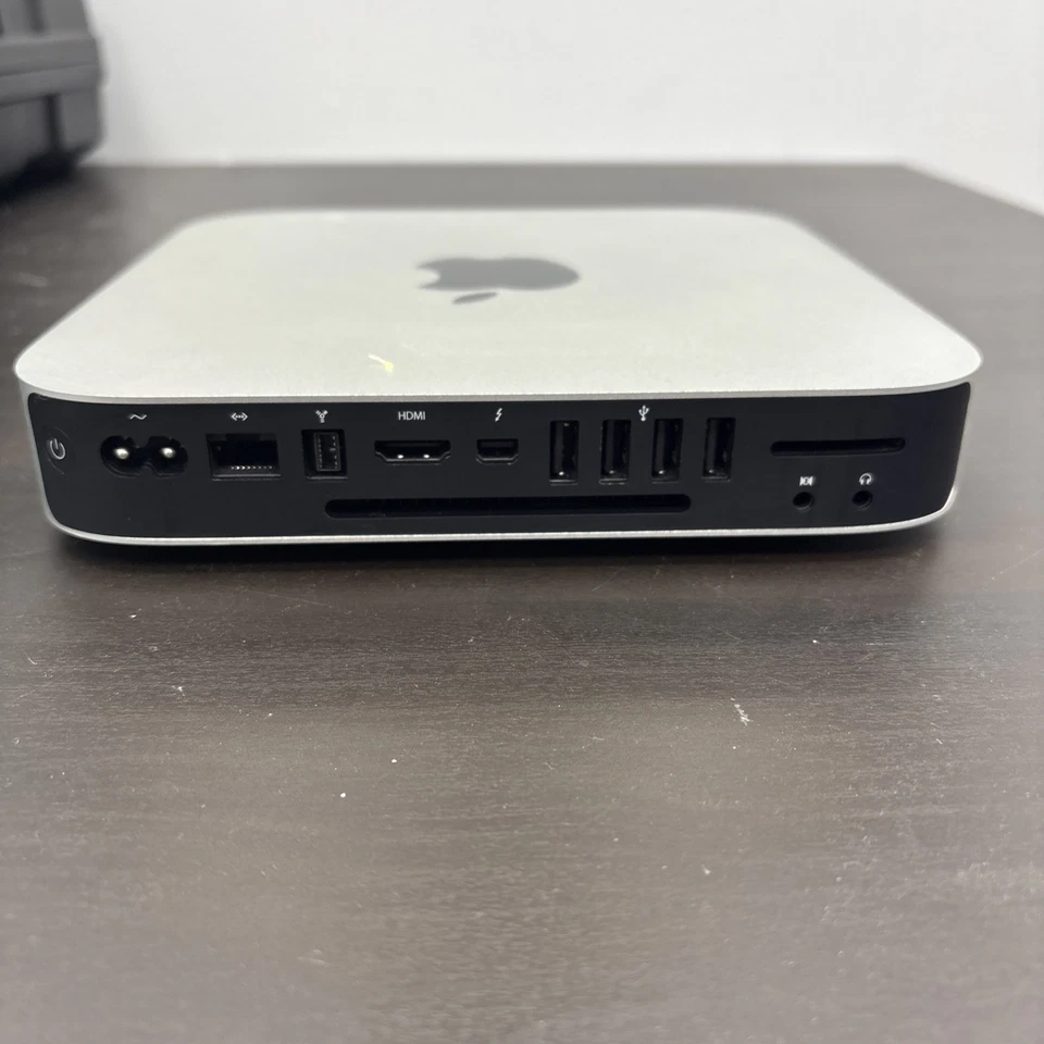 Apple Mac Mini (NO HDD, Intel Core i5, ) 2.50 GHz, 4GB RAM) Silver - NO OS - Image 2 of 4