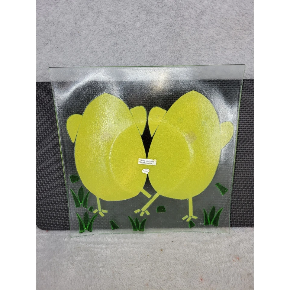 Lindo Plato Cuadrado de Vidrio Dos Pollitos Amarillos Primavera Pascua Decoración Foto 2 de 4