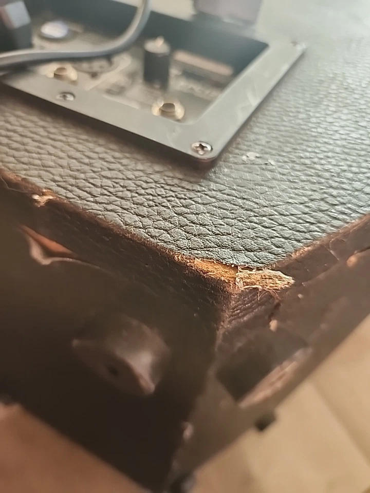 Kustom KPC12MP Powered Wedge Monitor PA Speaker 100 Watt Live Audio Equipment - Image 4 of 4