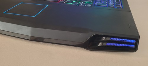 Alienware M17x R1 Laptop Computer Q9000 8GB RAM Windows 7 - Picture 7 of 16