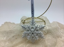 Pandora Christmas Ornament Snowflake 2015 Star Retired White Silver Porcelain