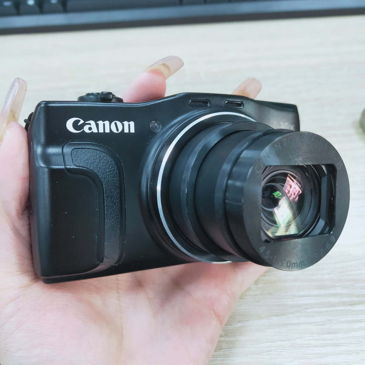 Canon PowerShot SX710 HS 20.3MP 30x optical zoom Digital