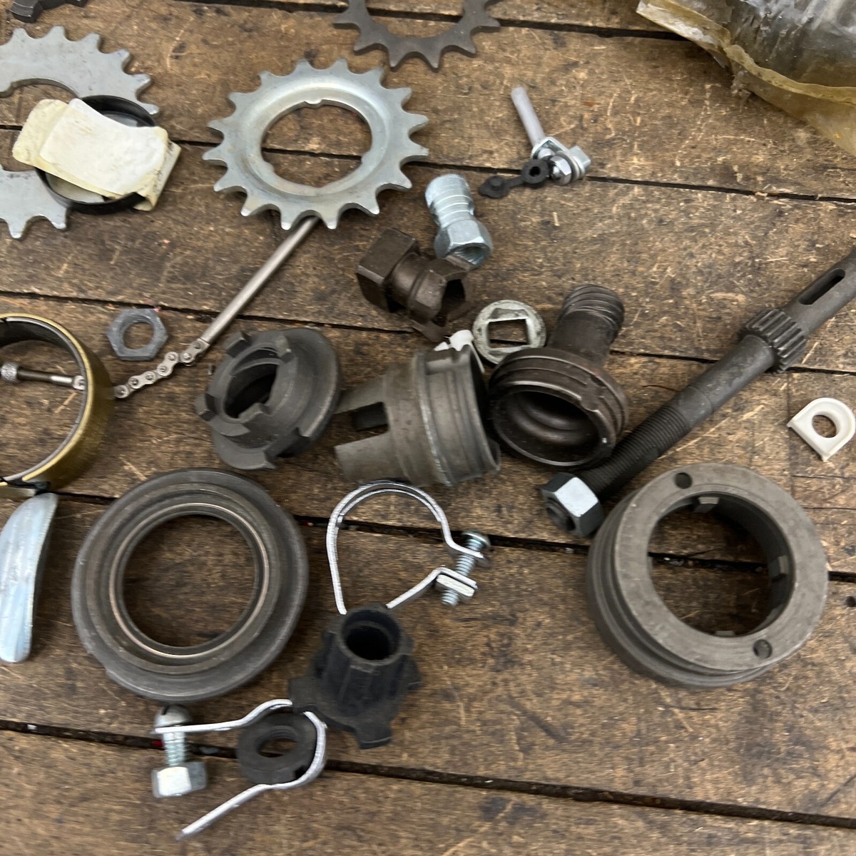 Lot de pièces de réparation moyeu Sturmey Archer vintage NOS 3 vitesses Lot de pièces de réparation moyeu Sturmey Archer vintage NOS 3 vitesses