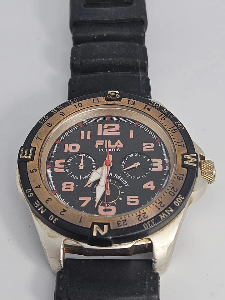 Reloj Fila Polaris FA0733-G día/fecha cuarzo 50M WR 42mm década de 2000 para hombre Foto 2 de 4