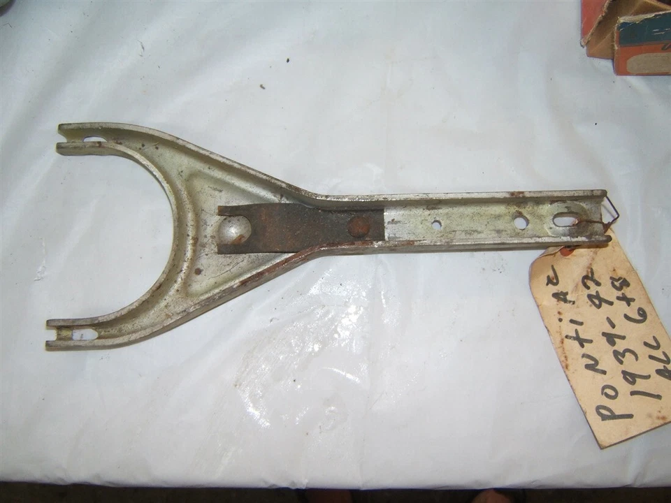 Horquilla de embrague Pontiac 1939-42 nueva Foto 2 de 2