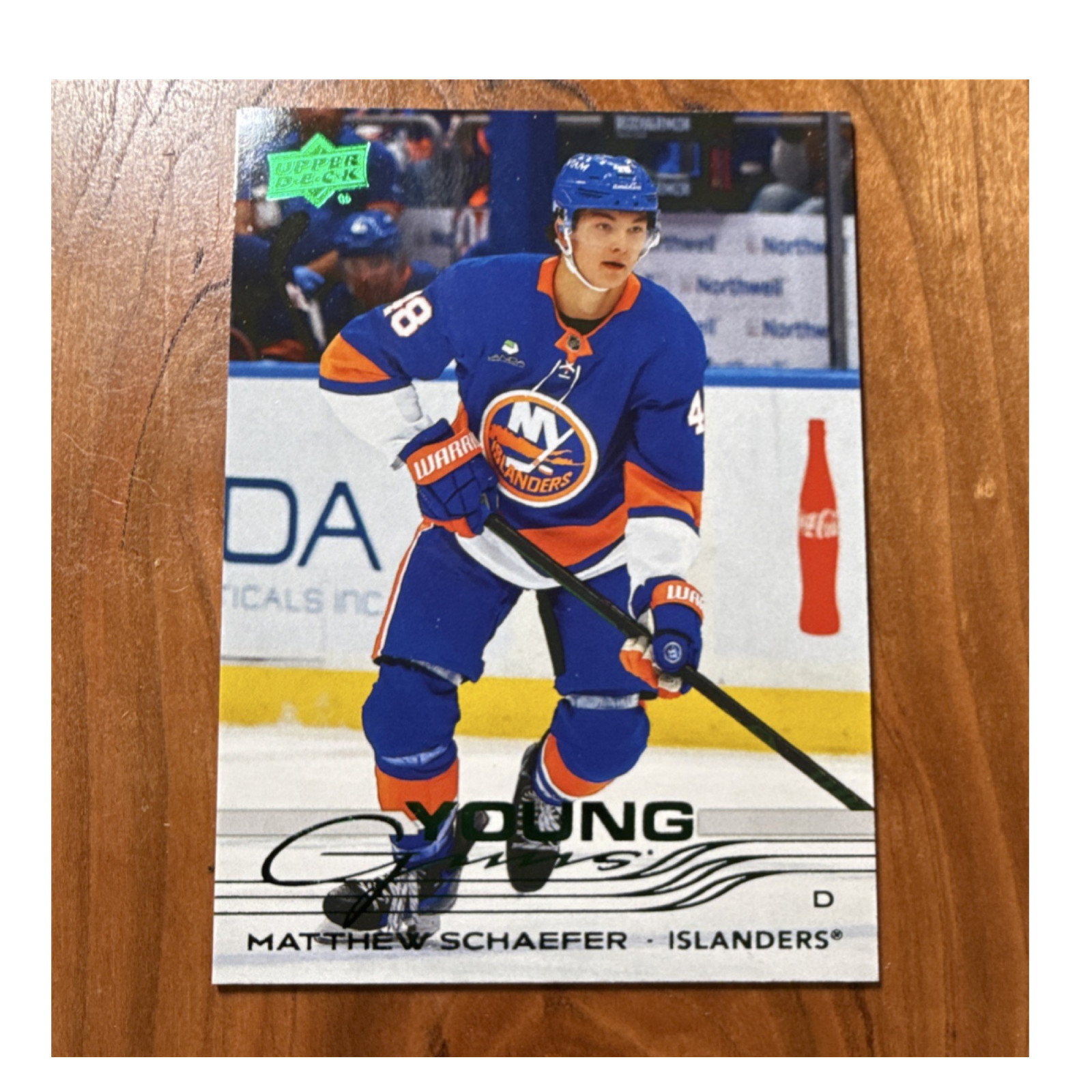 Upper Deck 2025-26 Series 2 Young Guns Holiday Matthew Schaefer Islanders #451