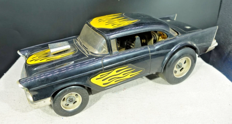 Testors 1957 Chevy Bel Air Gas Powered Tether Car - image 3 of 4