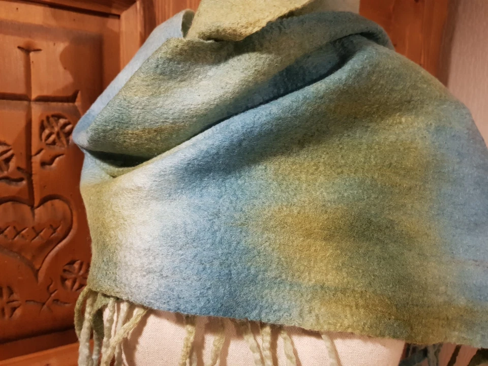 Gefilzter Schal Merino Wolle - Bild 4 von 4