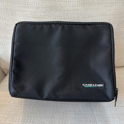 Case Logic 30 CD Storage Travel Bag Zip Case W/Strap Hard Insert.