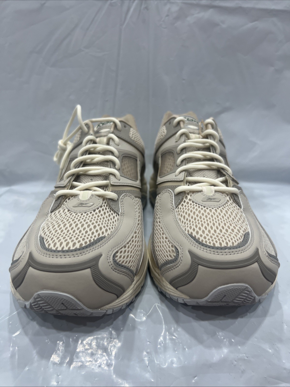 Reebok Sneakers Men’s Size 12 EBS2098 thumbnail 5