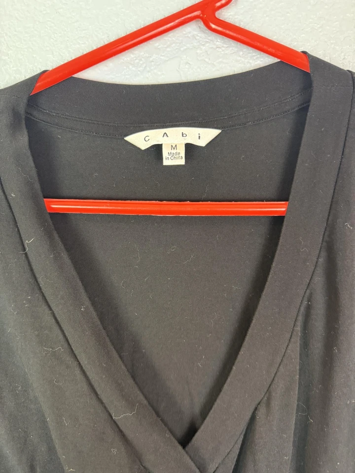 Camisa Cabi Wrap Top Mujer Mediana Negra Manga Larga Acanalada Elastizada Cuello en V Foto 3 de 4