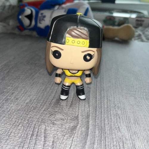 Funko Pop! #15 Nikki Bella WWE Total Divas Vinyl Figure OOB Loose 4" Wrestling