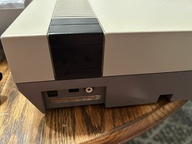 Nintendo NES Control Deck Console Complete In Box CIB Controllers Power READ