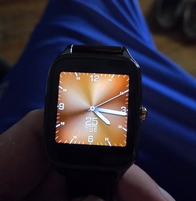 Asus ZenWatch 2 WI501Q Smartwatch Pristine Cond- Loaded With Space Invaders Game