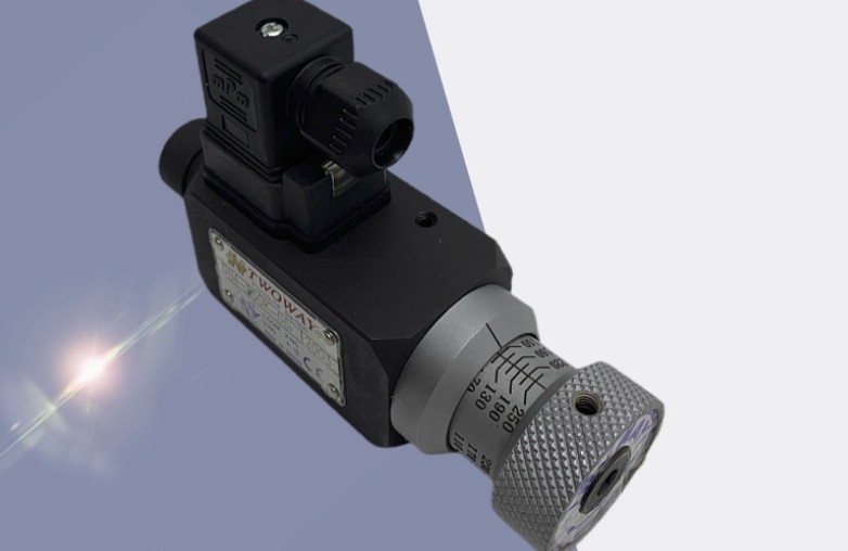 1PC NEW TWOWAY pressure relay switch DNA-100K-06i #jg