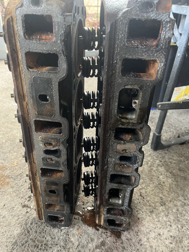 ÚNICO - 5.8L 351W FORD BRONCO CULATA 1986-1997 E7TE F-150 F-250 SBF Foto 2 de 4