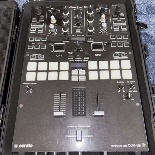Pioneer DJ DJM-S9 2-Channel Battle DJ Mixer Serato Pro Tested w/ Case