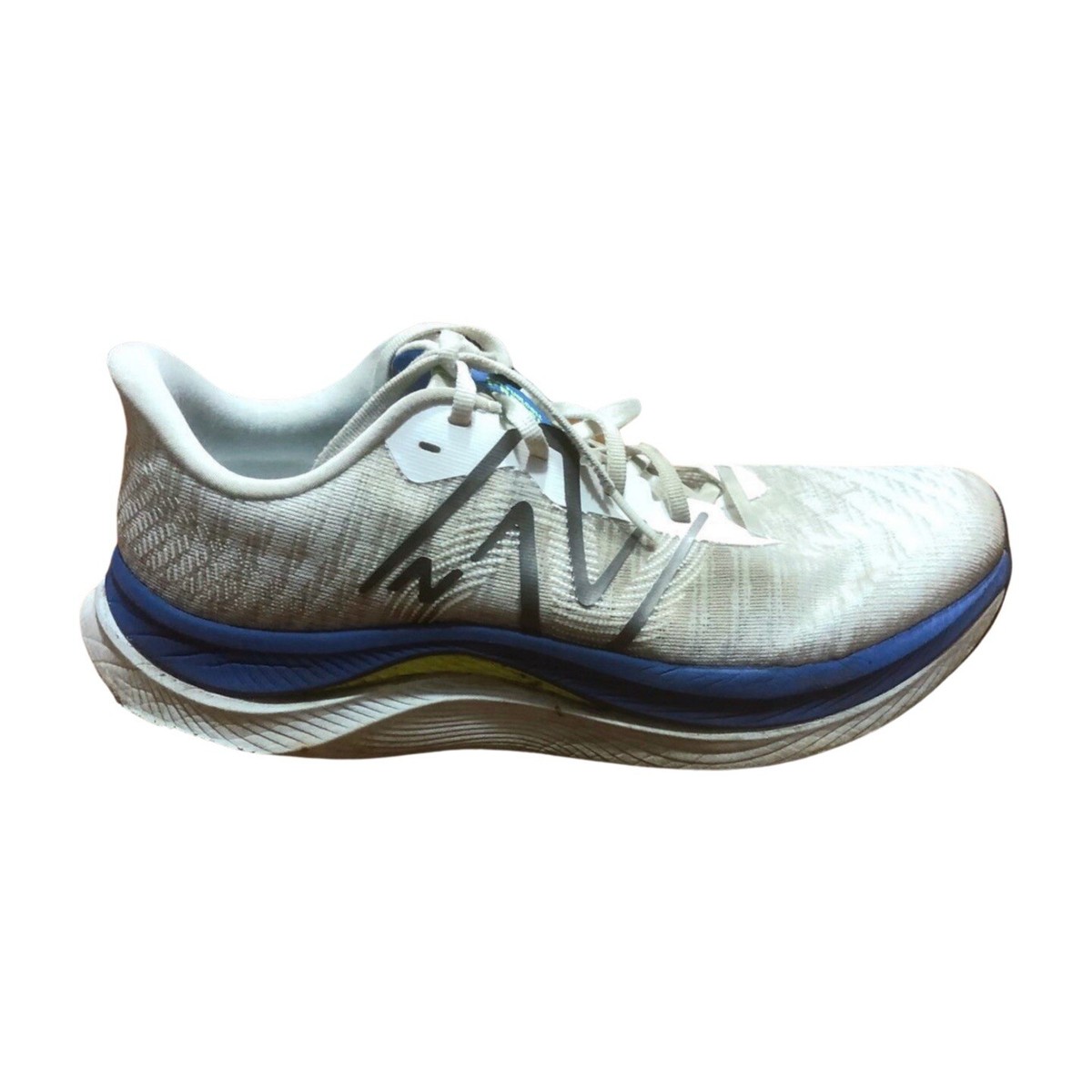 New Balance Men display picture 1