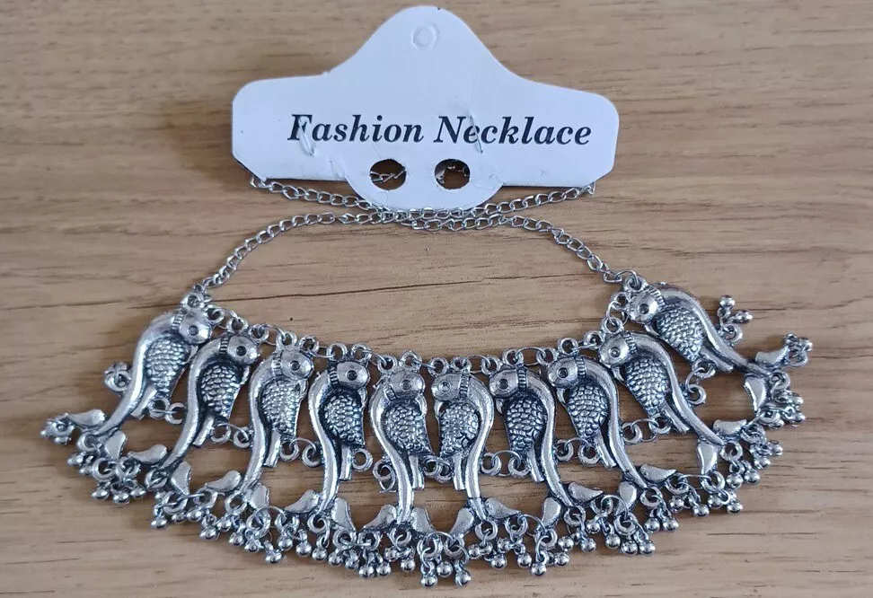Asian choker best sale necklace