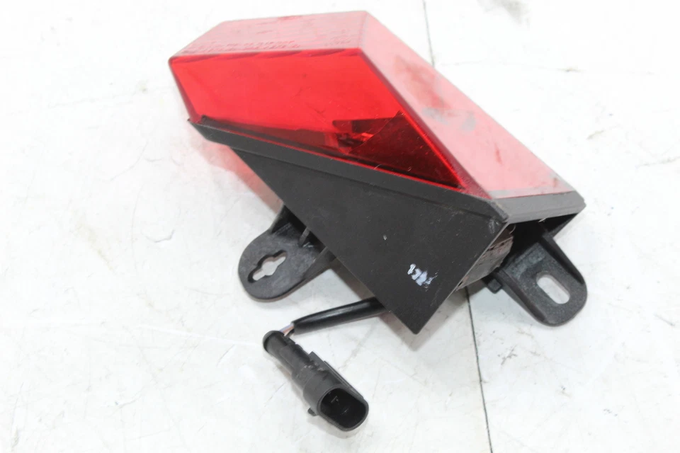 Luz trasera derecha Ski-doo Grand Touring 1200 SE 2013 4 Tec 515176849 Foto 4 de 4