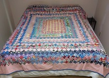 Vtg Hand Stitched Pink Around The World Diamond Postage Stamp Cottage Quilt
