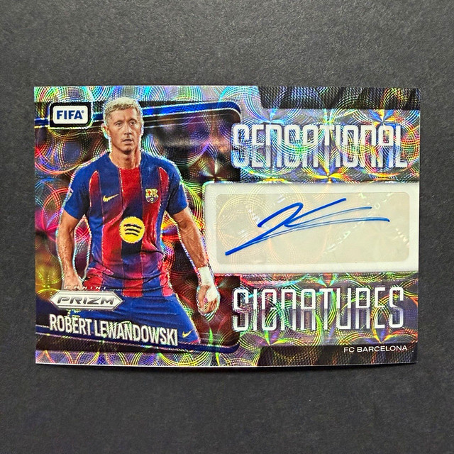 Panini 2025-26 Prizm FIFA Robert Lewandowski Sensational Signatures Choice Auto