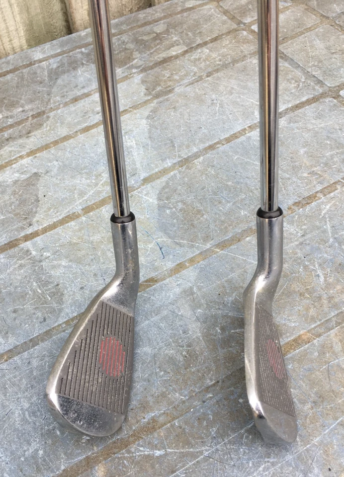 2 x HIPPO Power Child's / Junior Golf Irons 5/6 & 7/8 - Steel Shafts - R. Hand - Image 4 of 4