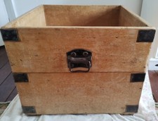 Large Vintage Rustic Maple (?) Tea Chest/Crate  (No lid)