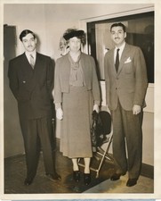 ELEANOR ROOSEVELT GEORGE PUTNAM BOB TROUT Vintage 1941 CANDID CBS Radio Photo