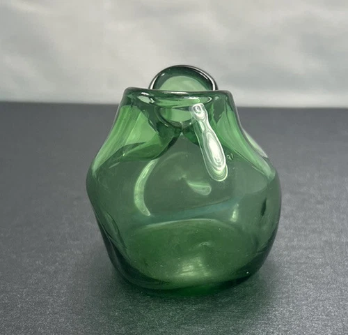 Vintage Blenko Green Glass Pinched Top Vase Handblown MCM 3.5" 342