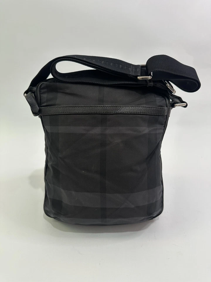 Bolso Mensajero BURBERRY Cremallera Cuadros Ahumados Lona Pequeño Foto 2 de 4