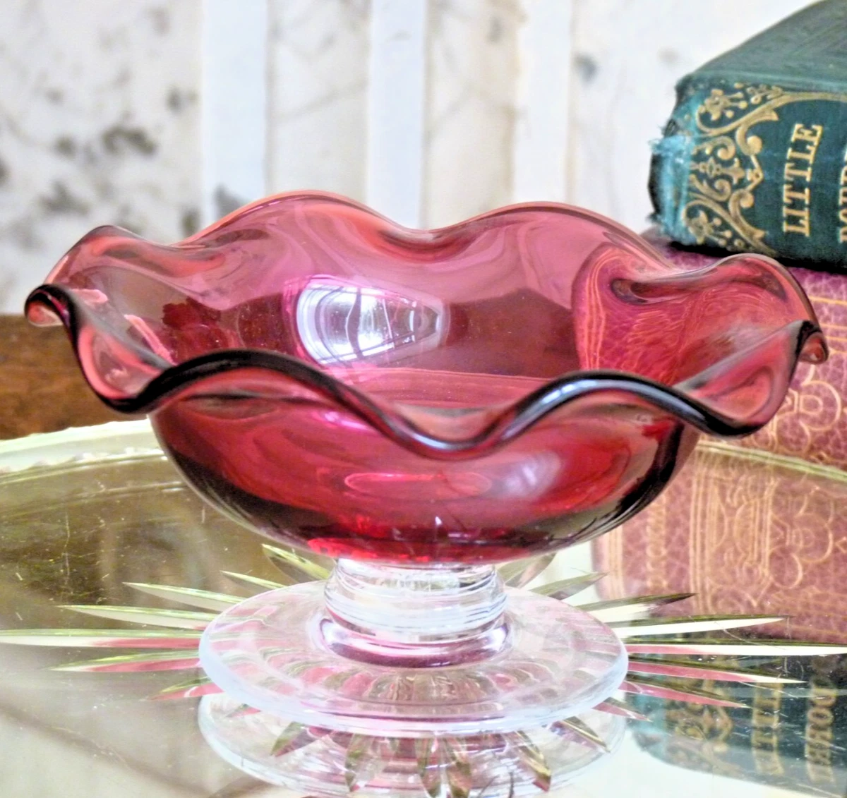 A Large Art Glass Centerpiece Bowl, Signed (Lot 1326 - September Estate