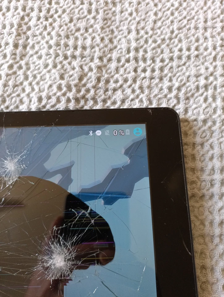 Medion Tablet 10,1" Modell: P10606 - Bild 4 von 4