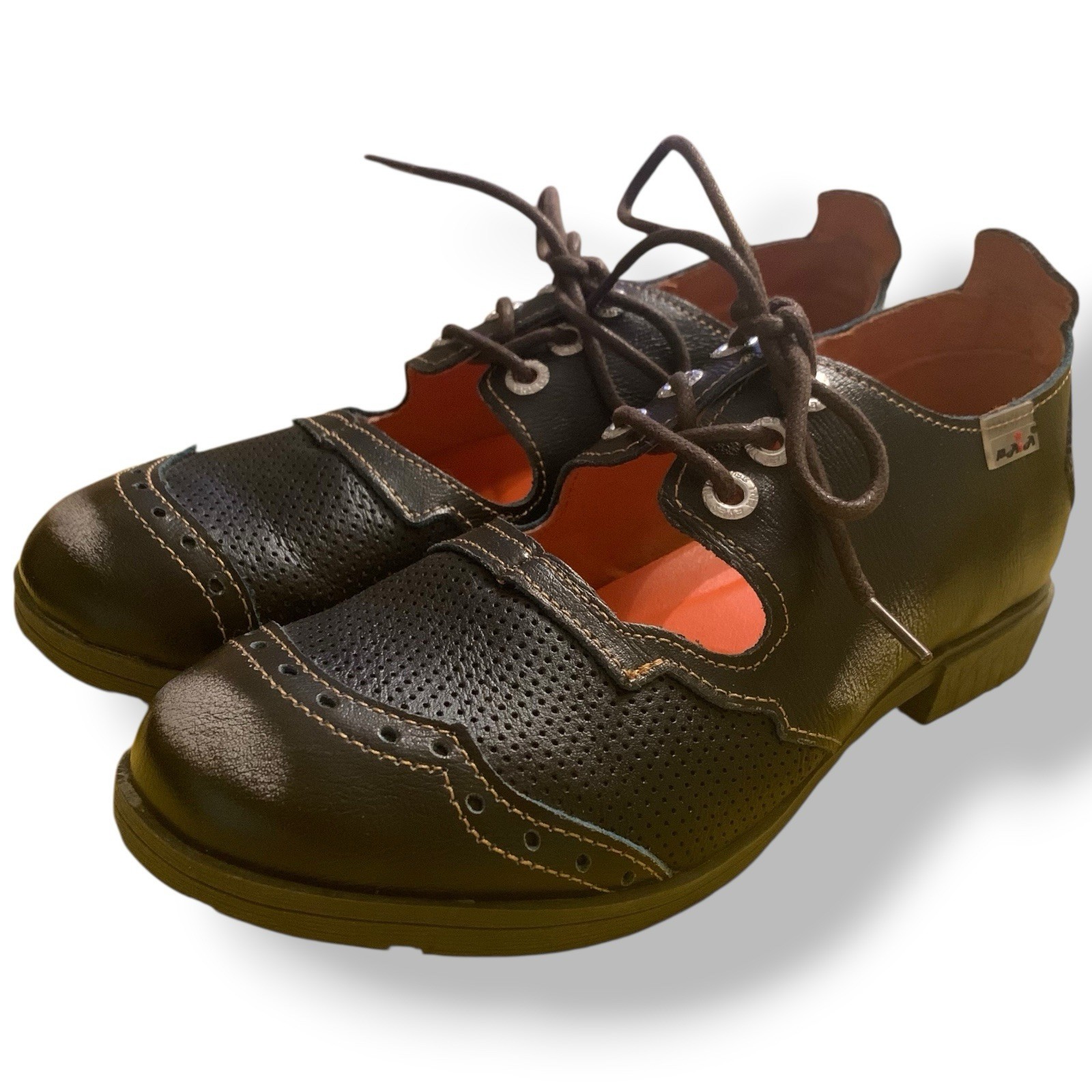 TMA EYES & MAiA Black Hand Stitched Leather Mary Janes Comfort Sz 8 US 39 EU