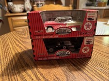 Original Boxes Texaco 1955 Chevy Bel Air and 1956 Ford Thunderbird 2 Car Set