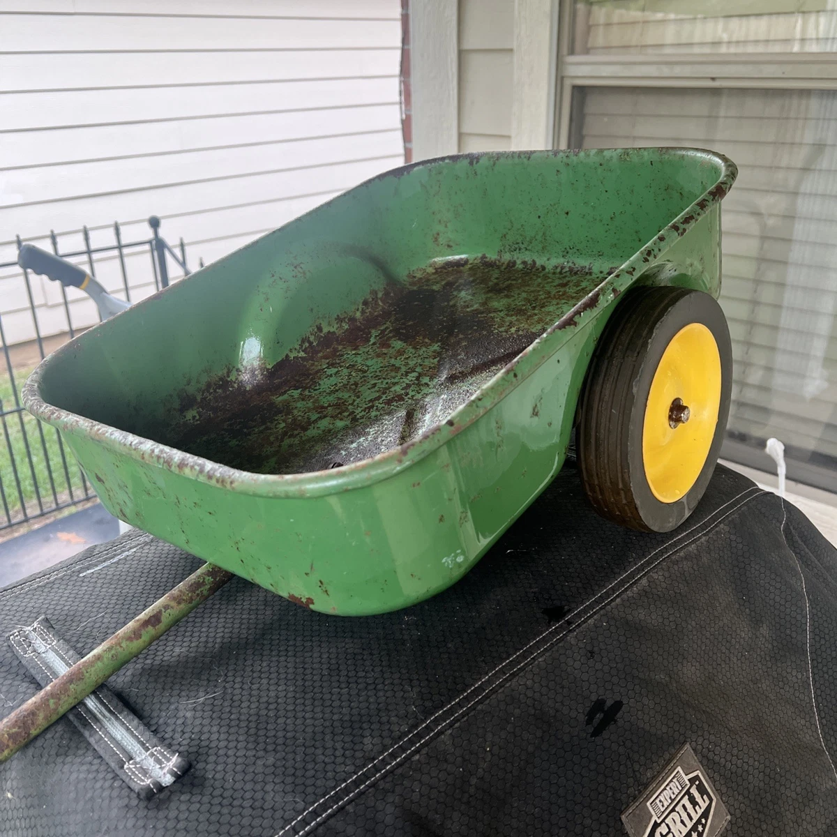 John Deere Trailer Vintage Manufacture Diecast Farm Vehicles for
