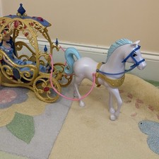 Disney Princess Chariot Horse Carriage Toy 2014 MATTEL WITH Cinderella doll incl
