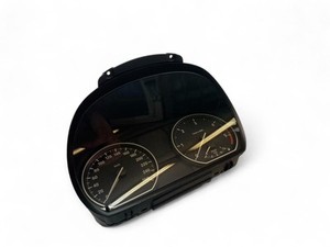 BMW 1 E81 Kombiinstrument 1024955 28373355