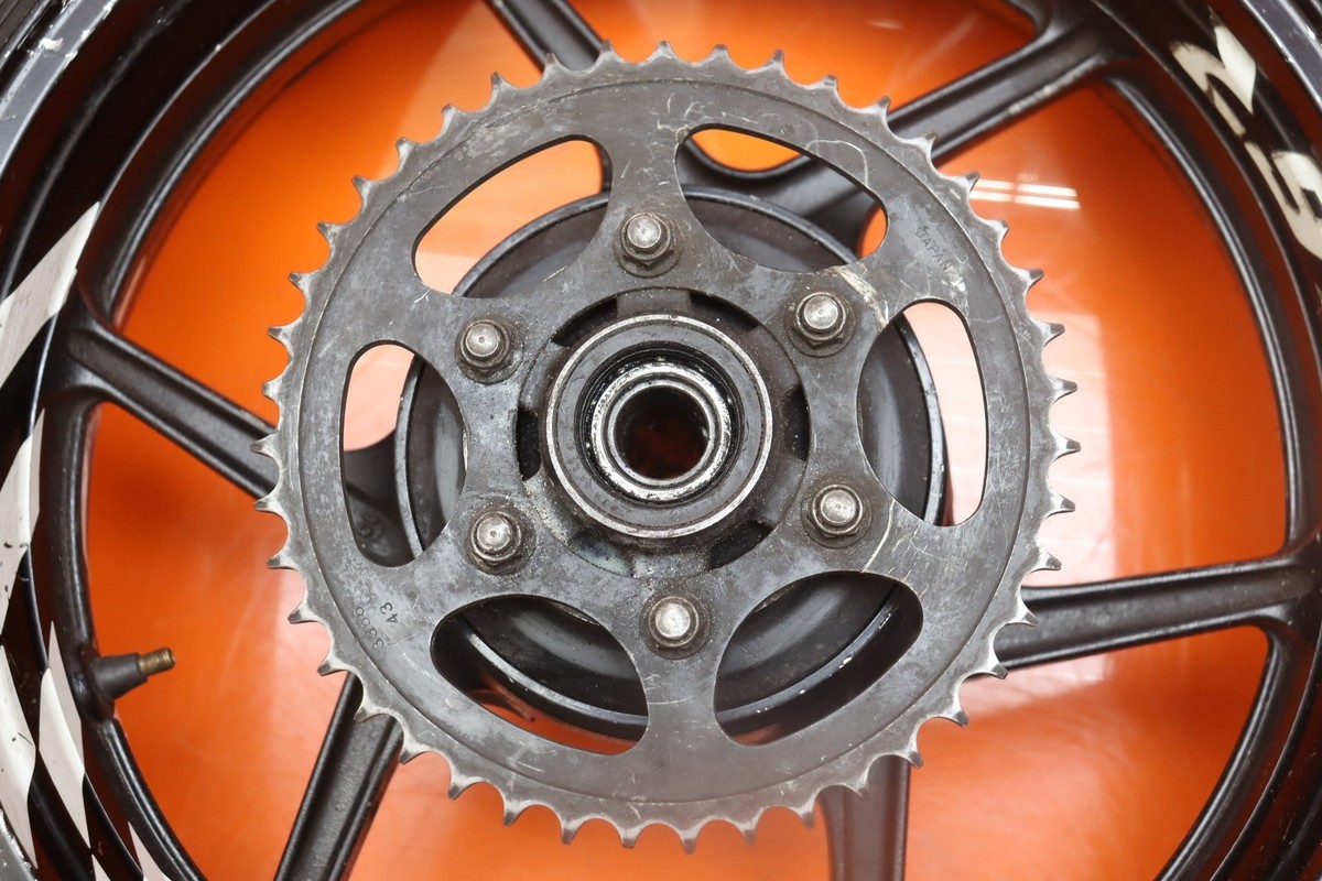 2013-2017 KAWASAKI NINJA ZX6R OEM REAR WHEEL BACK RIM W TIRE | eBay
