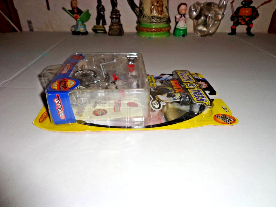 Flick Trix 2001 Champion Racing Series BMX RM20 Diamondback как новый на картонке Spin Master Toys - Изображение 4 из 4